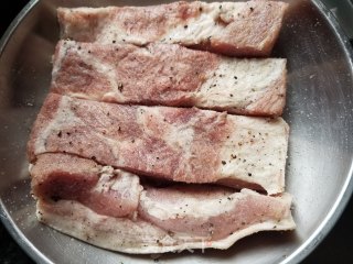 腌咸肉的做法步骤：4