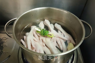 可乐鸡爪的做法步骤：2