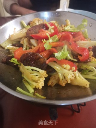 干锅麻辣肠花菜的做法步骤：11