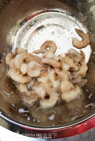 煎好就吃，不用蒸的黄金蛋饺。的做法步骤：1