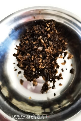 煎好就吃，不用蒸的黄金蛋饺。的做法步骤：3