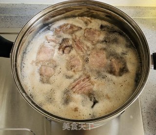 红烧羊排的做法步骤：3