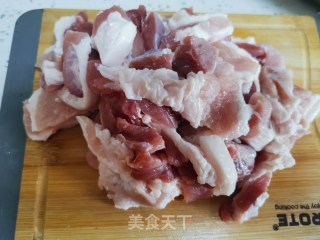 小酥肉的做法步骤：2