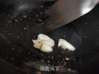 西葫芦炒虾仁的做法步骤：6