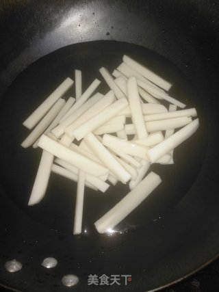 火腿炒年糕的做法步骤：4