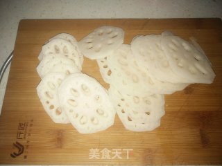白灼莲菜的做法步骤：2