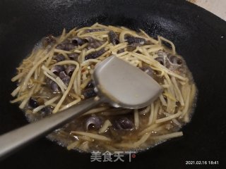 酸笋炒钉螺的做法步骤：8