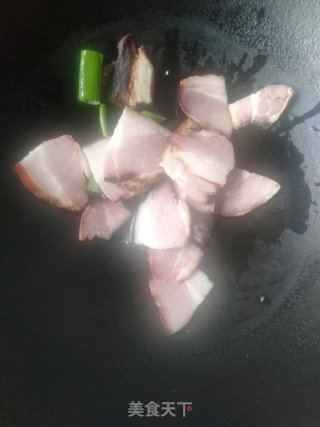 腊肉煲的做法步骤：6