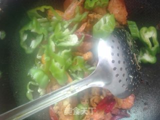 干饼子炒大虾的做法步骤：12
