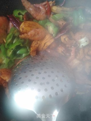 干饼子炒大虾的做法步骤：13