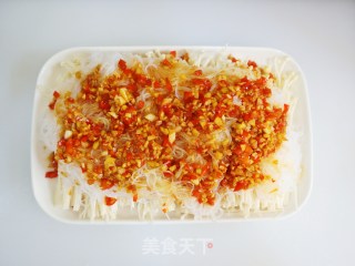 蒜蓉粉丝金针菇的做法步骤：7