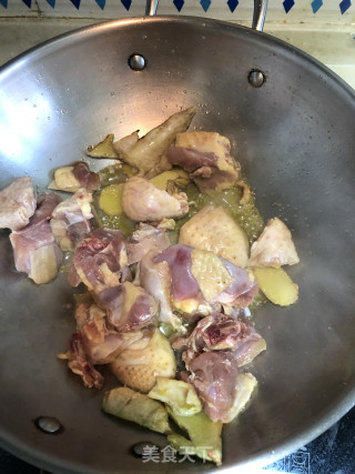 胡萝卜清烧土鸡的做法步骤：3