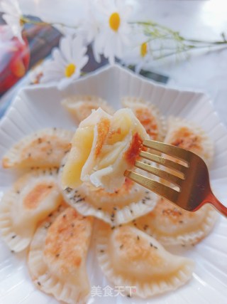 不用烤箱也能做的饺子皮苹果派的做法步骤：9