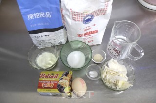 卡仕达酥粒面包的做法步骤：1