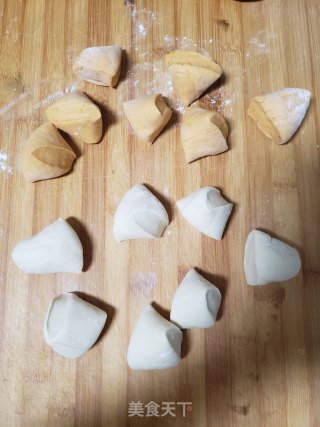 双色开花南瓜馒头的做法步骤：6