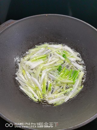 初七吃葱油拌面的做法步骤：3