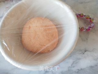 胡萝卜汁酸辣面的做法步骤：2