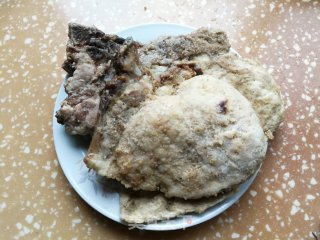 毛芋烧大排的做法步骤：1