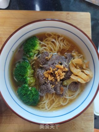 西兰花牛肉榨菜面的做法步骤：8