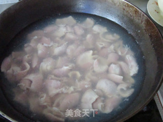 麻辣炒鸡肚的做法步骤：3