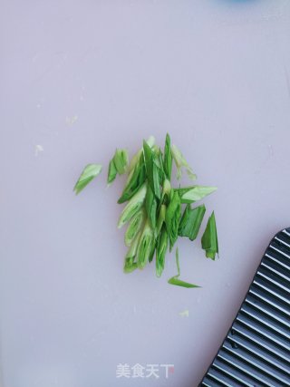 腊八醋蒸黄花鱼的做法步骤：3