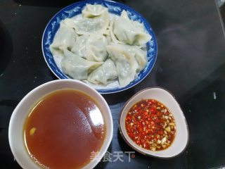 荠菜饺子的做法步骤：9
