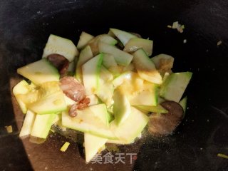 香肠炒西葫芦的做法步骤：10