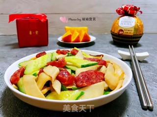 腊肠黄瓜炒杏鲍菇的做法步骤：13