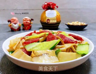 腊肠黄瓜炒杏鲍菇的做法步骤：15