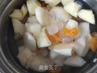 冰糖苹果梨水的做法步骤：3