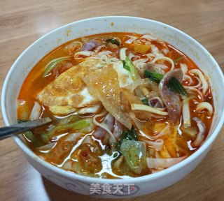 青菜香肠鸡蛋面的做法步骤：8