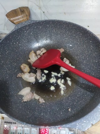 豆腐皮炒豆芽的做法步骤：6