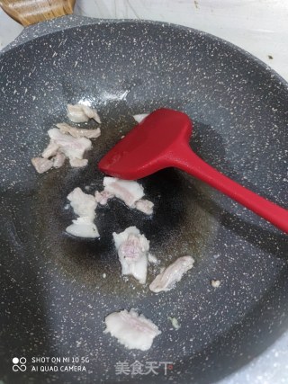 西芹炒腰果的做法步骤：5