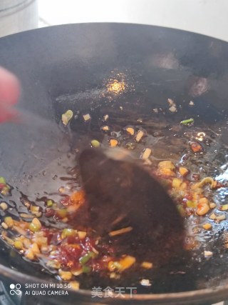鱼香肉丝的做法步骤：9