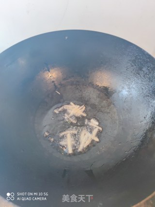 糖醋排骨的做法步骤：2