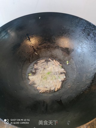 糖醋排骨的做法步骤：3