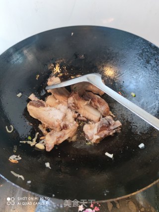 糖醋排骨的做法步骤：5
