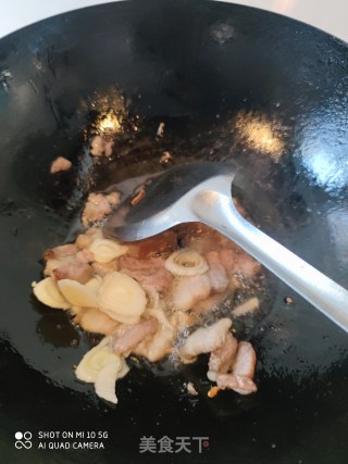 荷兰豆炒木耳的做法步骤：4
