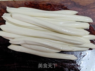 手工抻面的做法步骤：8