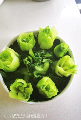 少油少盐的香菇油菜玫瑰花的做法步骤：11