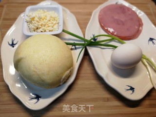 剩馒头，教你一招花式馒头做法～香脆芝士馒头的做法步骤：2