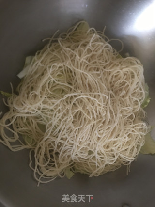 牛筋丸焖面的做法步骤：6