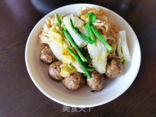 牛筋丸焖面的做法步骤：8