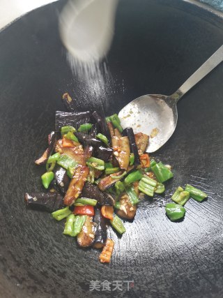 红烧茄子的做法步骤：7