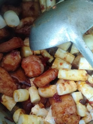 鲜笋炖五花肉的做法步骤：7
