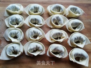 虾仁荠菜大馄饨的做法步骤：7
