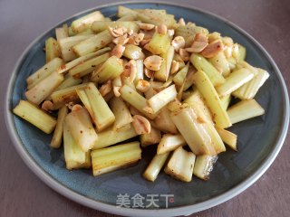 凉拌西芹的做法步骤：7