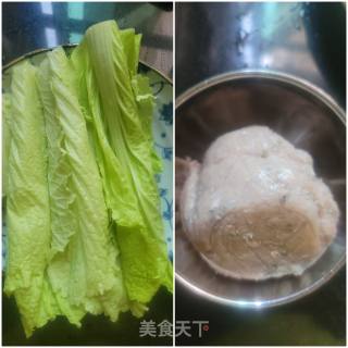 白菜鱼滑汤的做法步骤：1