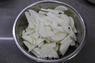 萝卜羊肉丸子汤的做法步骤：2