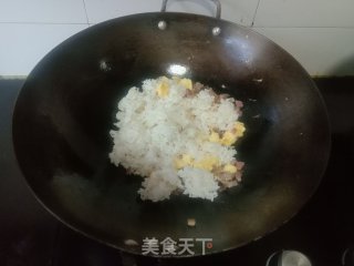 腊肉蛋炒饭的做法步骤：7